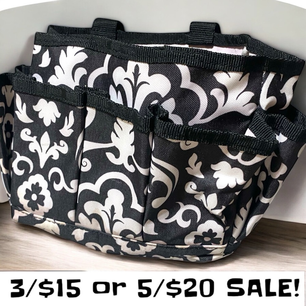 3/$15 Thirty-one black & white paisley utility storage caddy